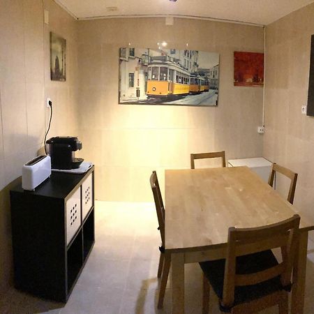 Lisbon T2 Apartment In Typical Villa In Sapadores ליסבון מראה חיצוני תמונה